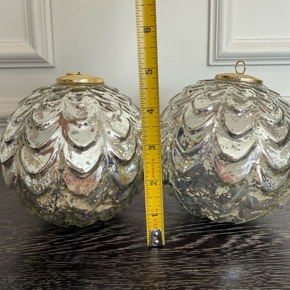 2 Kugel Style Silver Mercury Glass Ball Christmas Ornaments - Picture 4 of 4